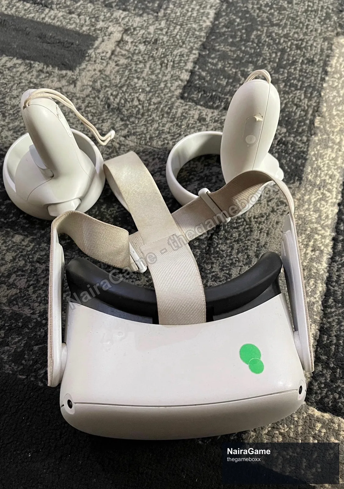 Clean Oculus Quest 2 VR Headsets 2